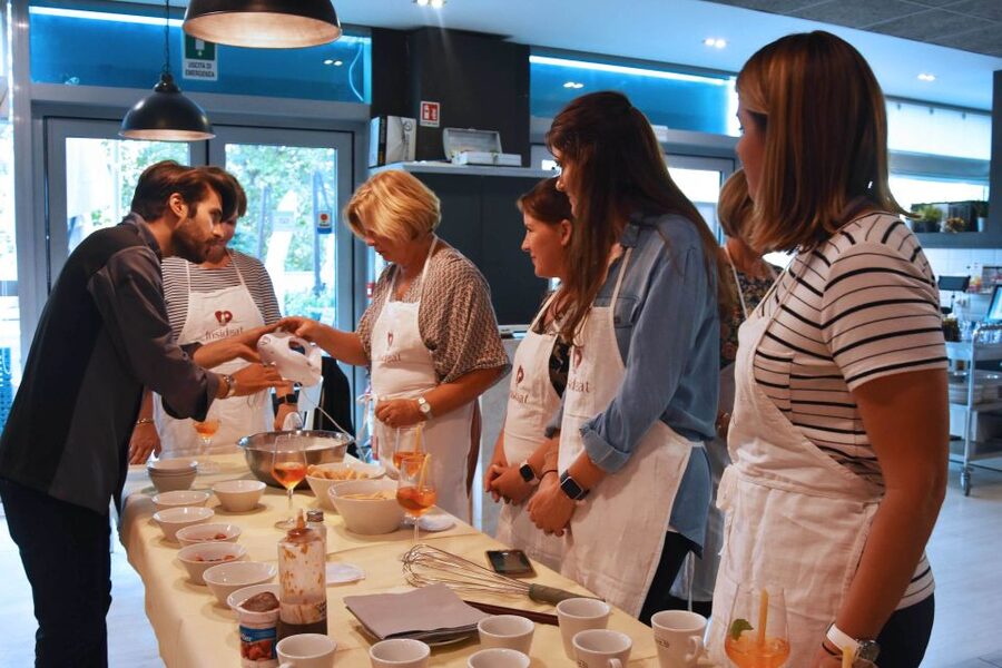 Rome: Pasta, Ravioli, and Tiramisu Cooking Class with Wine - Layering Tiramisu Before the Pasta