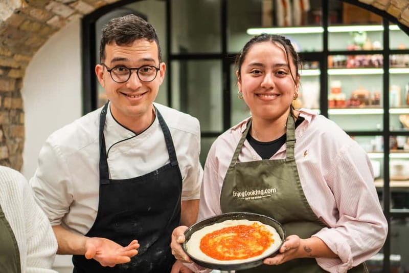 Rome: Pizza and Gelato Cooking Class with Wine - Location and practical planning