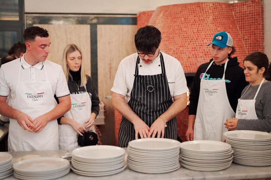 Rome: Pizza and Tiramisu Cooking Class in Piazza Navona - Why this class fits neatly into a Rome day