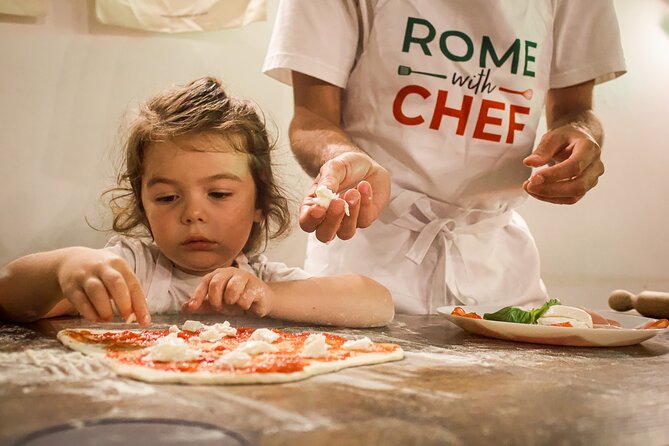 Rome: Pizza and Tiramisu Cooking Class Near the Colosseum - A family class that does not shut out adults