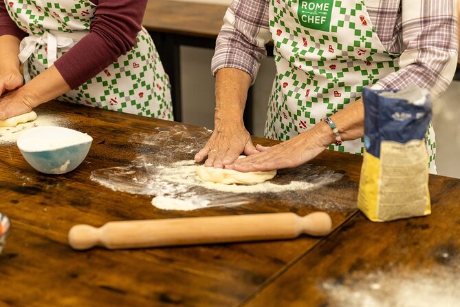 Rome: Pizza and Tiramisu Cooking Class Near the Colosseum - How much value do you get for $69?