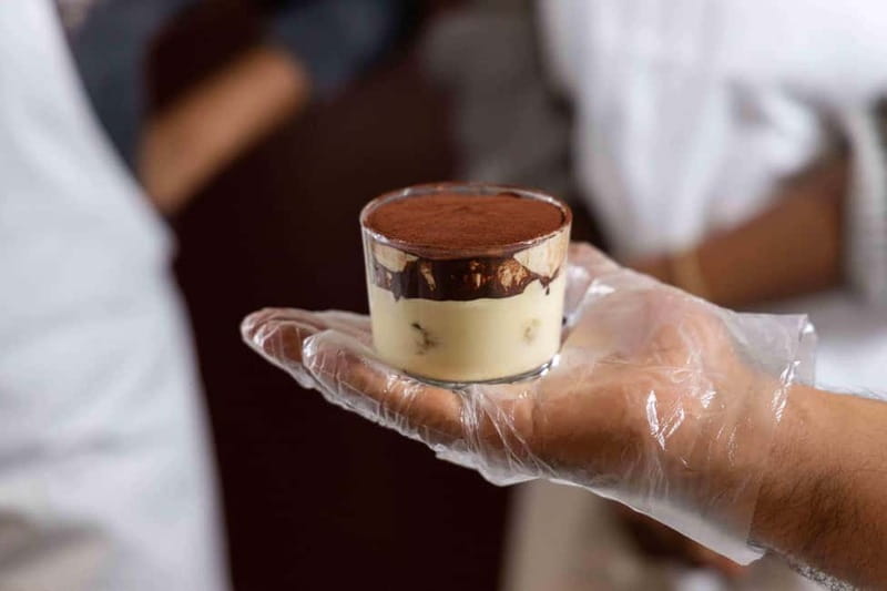Rome: Pizza and Tiramisù Cooking Class with Glass of Wine - Mixing Roman-style pizza dough from scratch