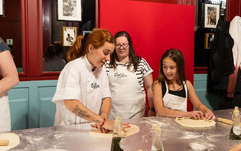 Rome: Pizza and Tiramisù Cooking Class with Glass of Wine - Should you book it?