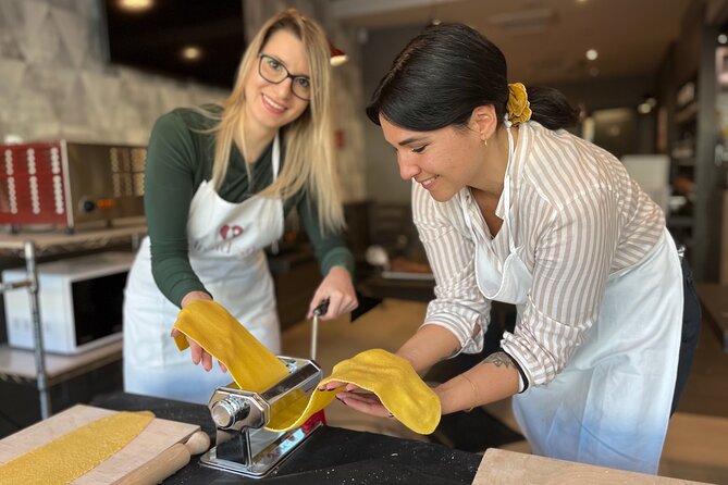 Rome Small Group Pasta Making Class with Wine and Italian Chef - What the class teaches you at home