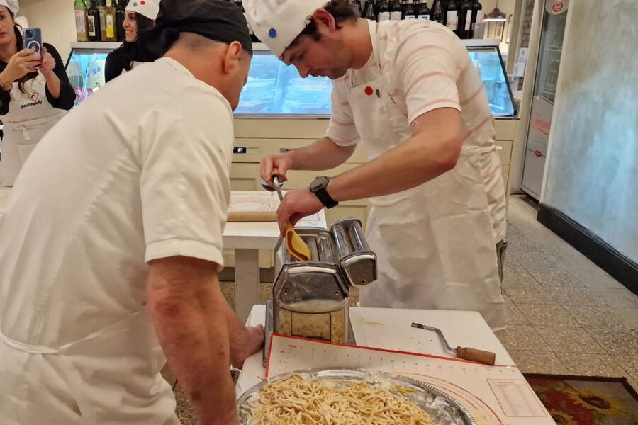 Rome: Traditional Cooking Class in the Jewish Ghetto - Dietary Needs and Practical Limits