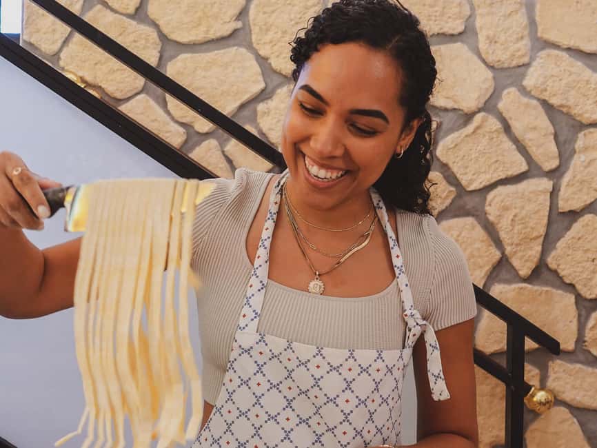 Rome: Traditional Pasta, Spritz & Tiramisu Cooking Class - A welcome glass of prosecco sets the tone
