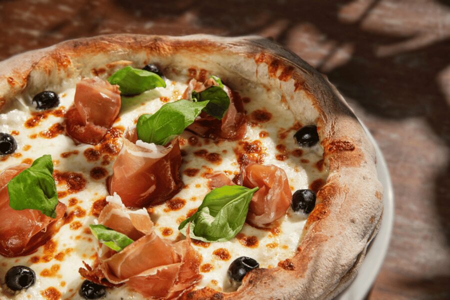 Rome: Traditional Pizza Cooking Class near Piazza Navona - A short lesson with plenty of personality