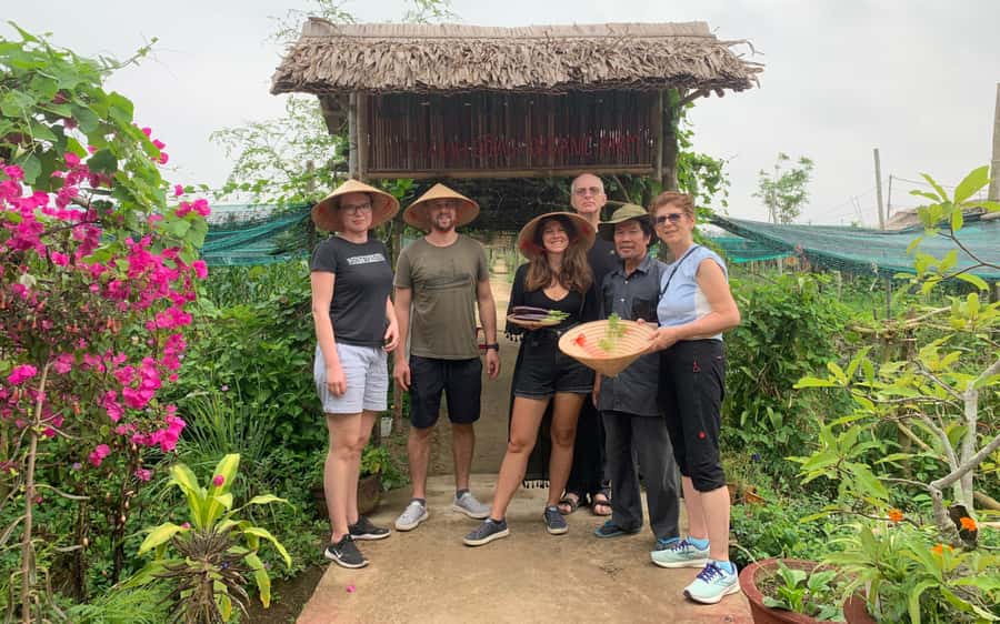 Rural Cycle, Market Tour, Basket Boat & Organic Farm Cooking - A Four-Hour Route From Hoi An to the Rice Fields