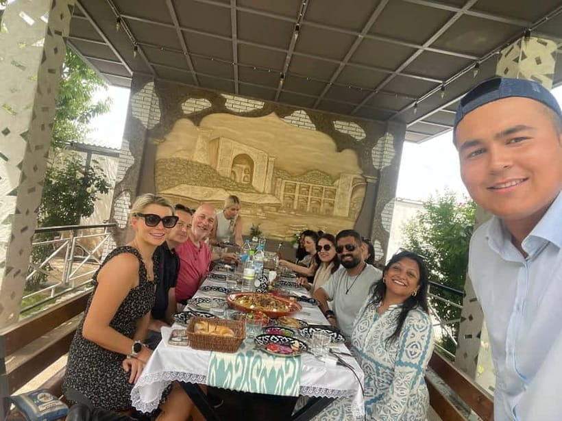 Samarkand: Uzbek Cooking Class in a Village Home - Entering the family home