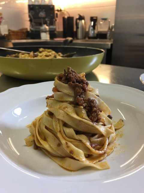 San Gimignano: Tuscan Cooking Class - What Chef Beppe teaches during the four-hour class