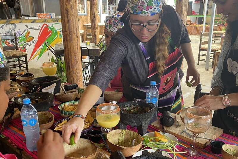 San José town : Cooking class,mexican Empanadas y antojitos - A small San José del Cabo art stop