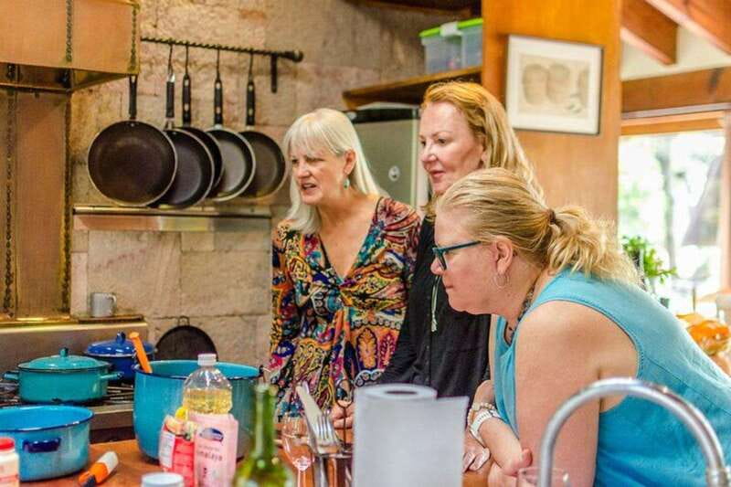 San Miguel de Allende: Mexican Cooking Class | Mole & Salsas - Two salsas and the first taste of the menu
