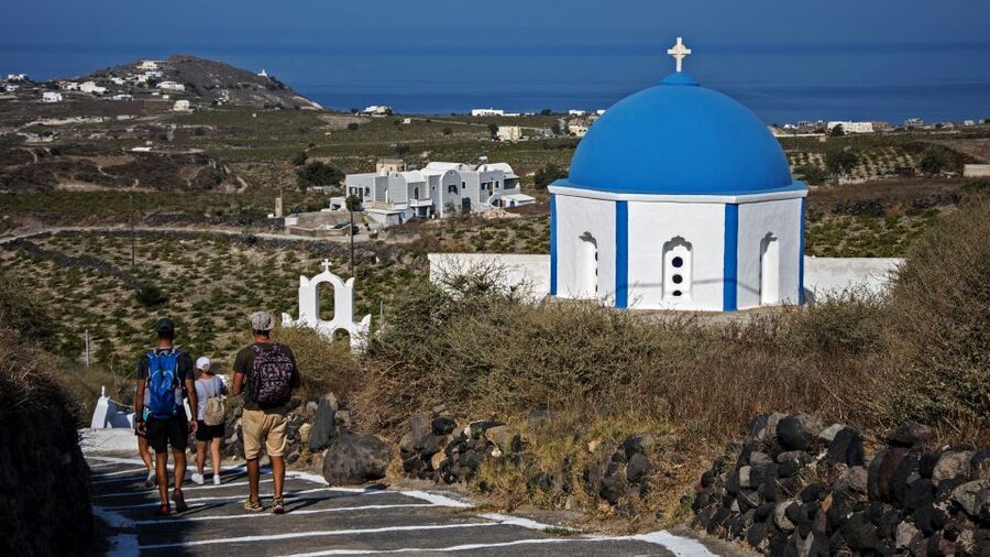 Santorini: Cooking Class and Easy Hike - A quieter start near Akrotiri