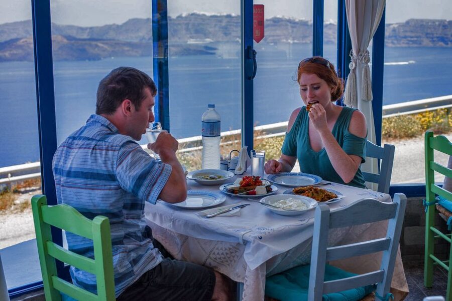 Santorini: Cooking Class and Easy Hike - Mesa Pigadia and the swimming stop