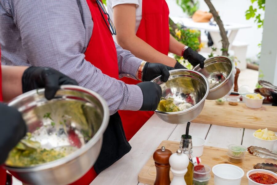 Santorini: Cooking Class with Lunch and Wine Tasting - What you actually cook during the class