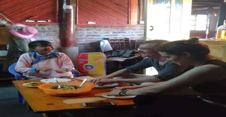 Sapa: Local Hmong Cooking Class - Meeting Sung and learning through stories