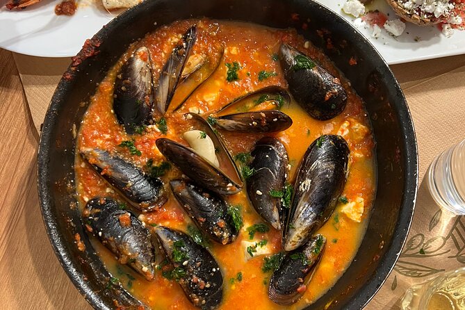 Seafood feast Private Cooking Class - Should You Book the Seafood Feast?
