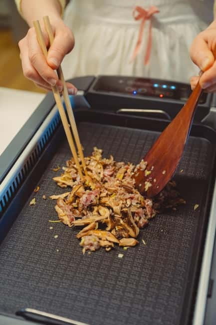 Seoul: Authentic Korean Cooking Class and Market Tour - What $69 buys you