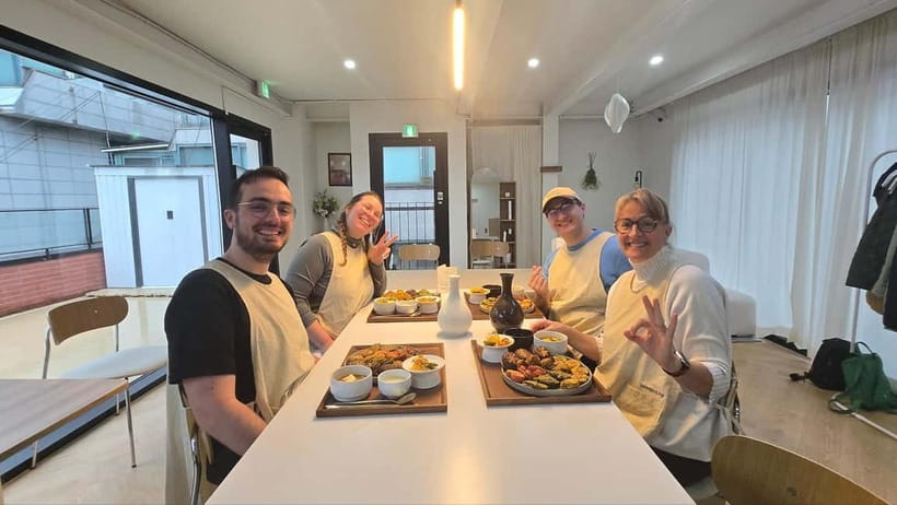 Seoul: Cooking Class and Tour with Michelin-Trained Chef - Conversation with a Michelin-background chef