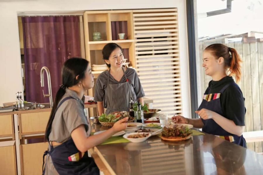 Seoul: Experience Korean Cooking in Modern Hanok Kitchen - Chef Jia’s clear, low-pressure teaching style