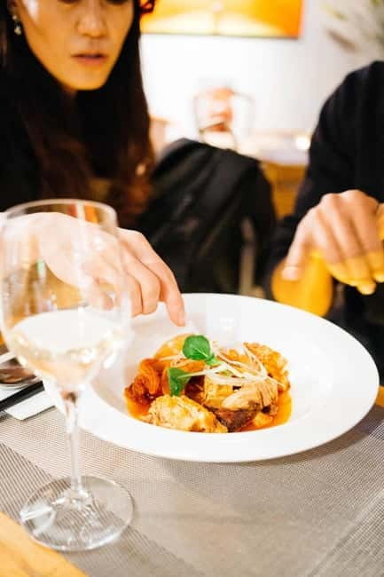 Seoul: Kimchi Dishes Cooking Class with Wine Pairing - Who should book this experience