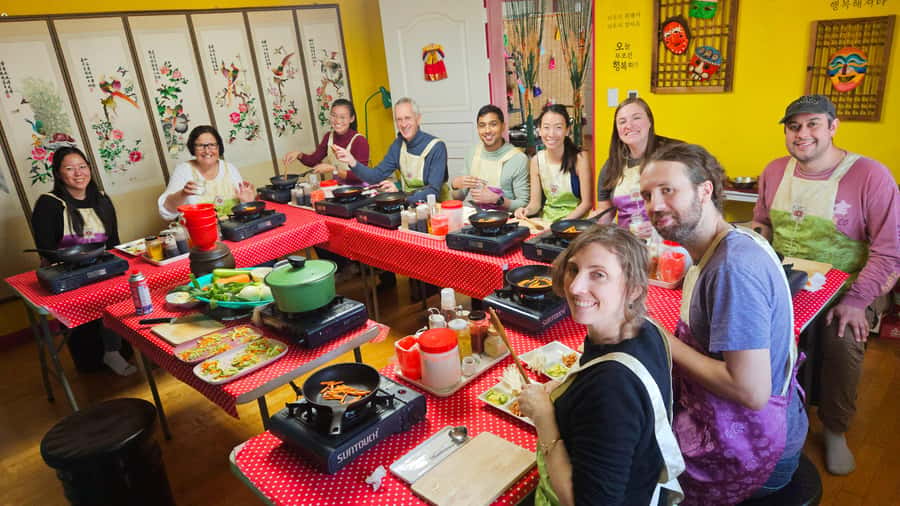 Seoul: Korean Cooking Class at a Local Home and Market Tour - Timing, meeting point, and practical planning