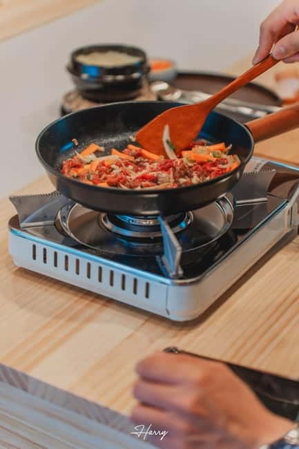 Seoul: Korean Cooking Class with Local Grocery Shopping - Timing, access, and what to bring