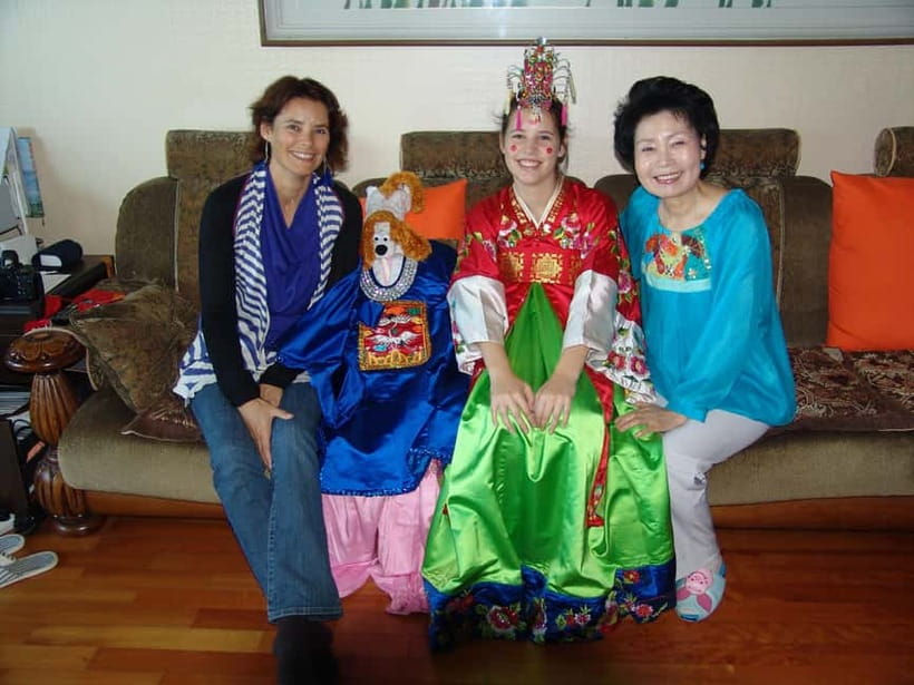 Seoul: Korean Home Visit, Cooking & Cultural Experience - Arriving at the host’s home in Seoul