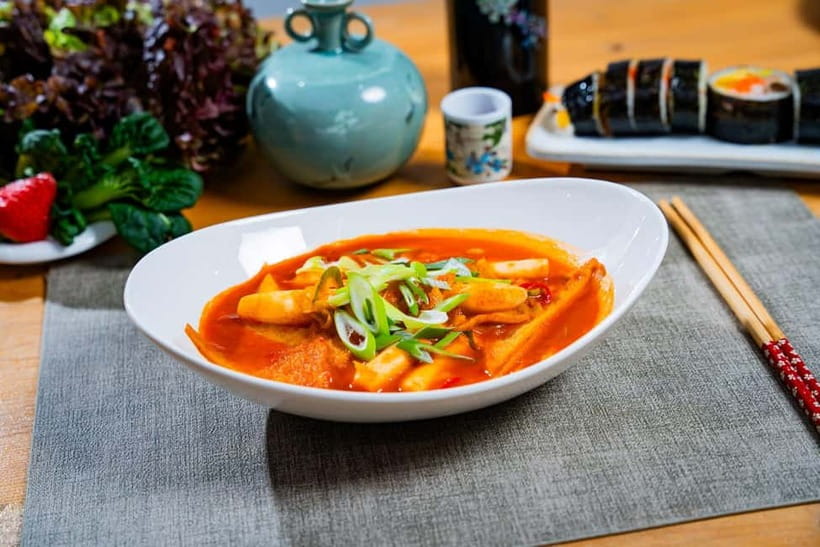 Seoul: Taste of Korea, Authentic Home Style Cooking Class - Eating what you make, plus plenty of extras