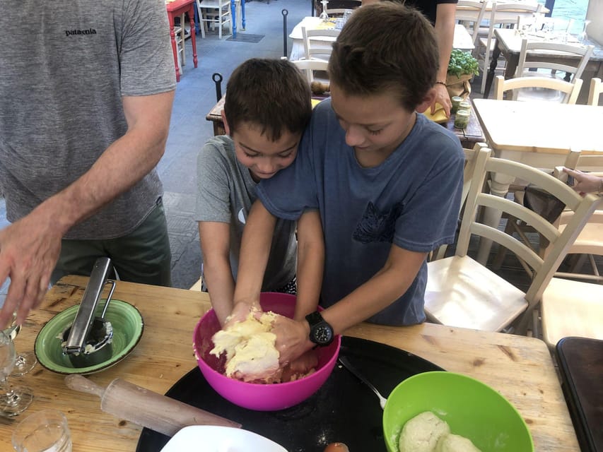 Sestri Levante: Pesto & Cooking Classes, Wine Tasting - Five wines and a full Ligurian tasting