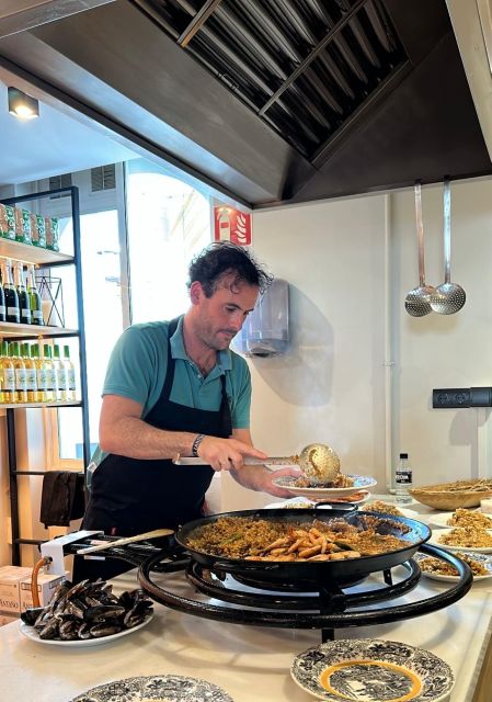 Seville: Paella-Cooking Experience with Sangria & Full Meal - Sangria with a short lesson on the side