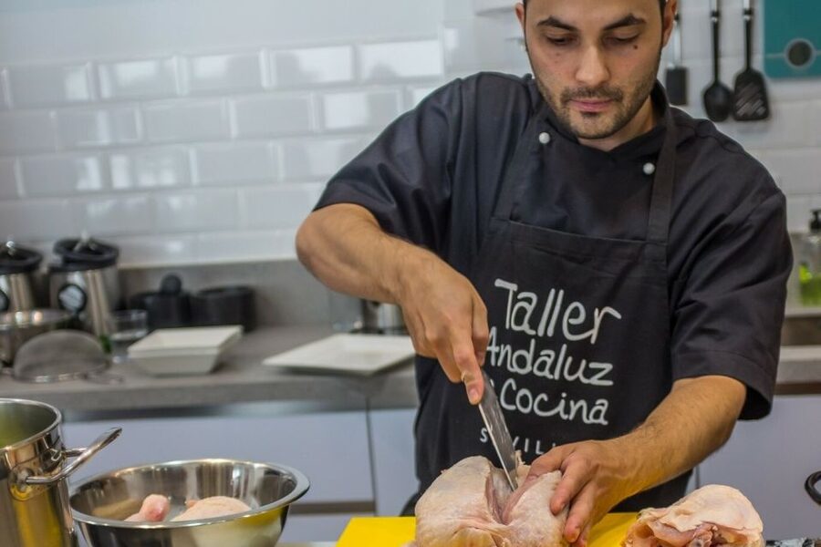 Seville: Spanish Cooking Class with Dinner - What the drinks add to the price