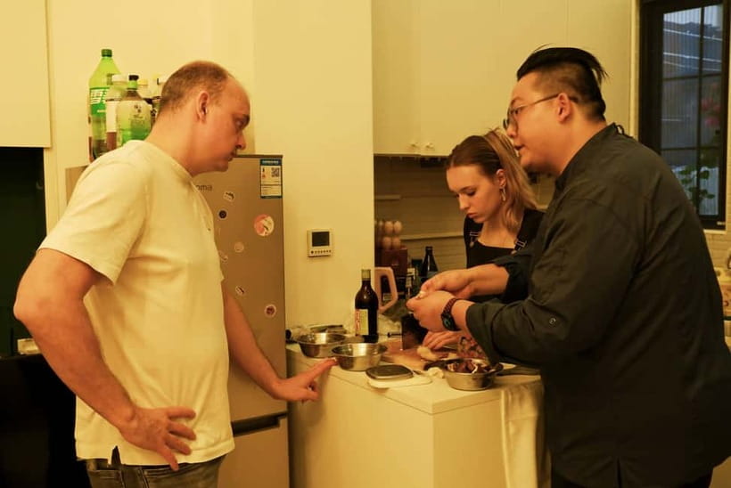 Shanghai: Authentic Chinese Cooking Class with Master Chef - From West Nanjing Road to the market