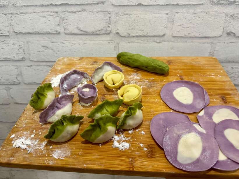 Shanghai-Cooking Dumpling & Meal in Local Family-w/Vegan - Meeting Bonnie and entering the family setting