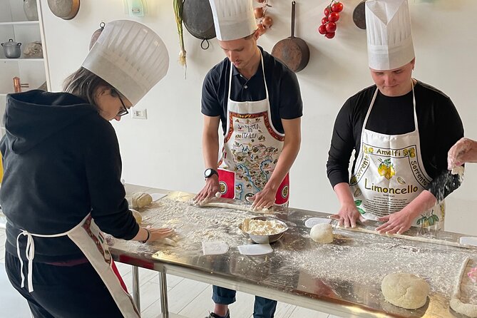 Shared Cooking Class with Fresh Garden Ingredients in Sorrento - A small group with a warm family feel