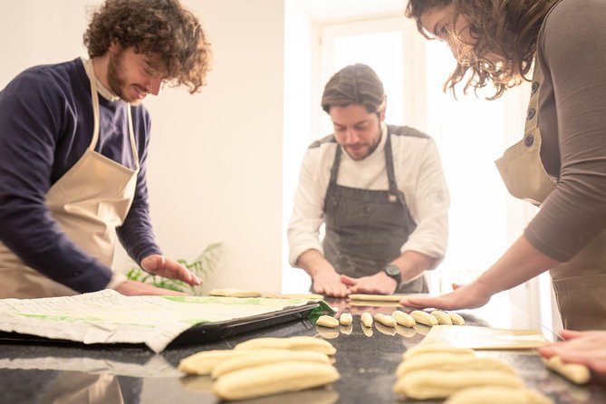 Sicilian Cooking Class - Meeting at Porta Carini and entering the Capo market