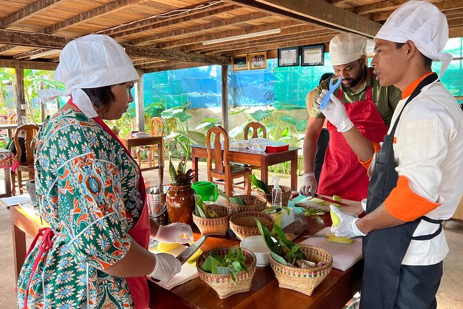 Siem Reap Guided Day Trip to Local Village and Cooking Class - Transport, timing, and group size