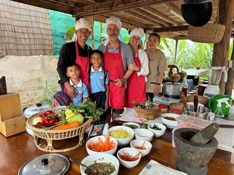 Siem Reap Khmer Cooking Class and Local Market Tour - Eating lunch with the host family