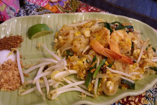 Silom Thai Cooking Experience with Market Visit - Starting early at Silom Thai Cooking School
