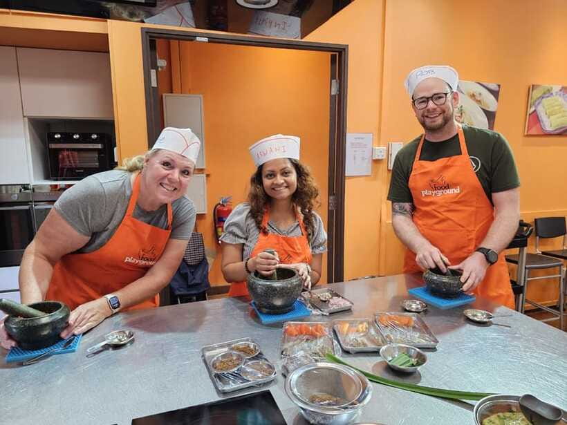 Singapore: Hands-on Cooking Class with Cultural Immersion - Learning the story behind each dish