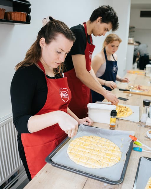 Slovenia: Belokranjska Pogača Cooking Class - Waiting for the dough, with Slovenian conversation