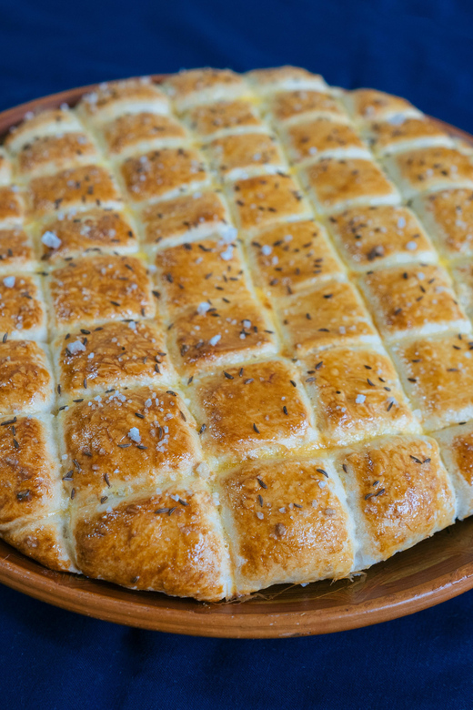 Slovenia: Belokranjska Pogača Cooking Class - Baking to a golden crust