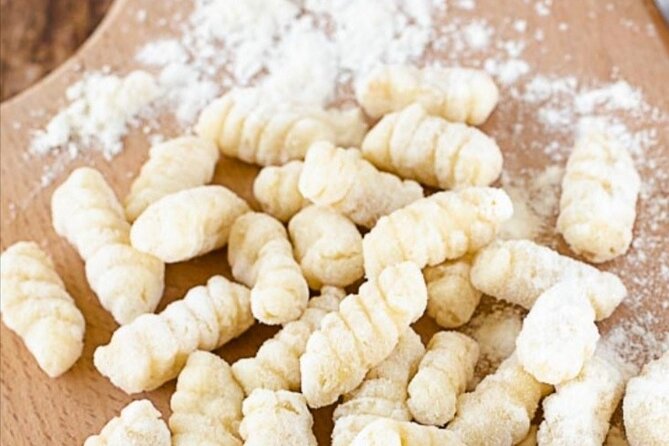 Small-Group Cooking Class in Positano: Gnocchi, Tiramisù & Drinks - Tiramisù and the relaxed pace of the meal