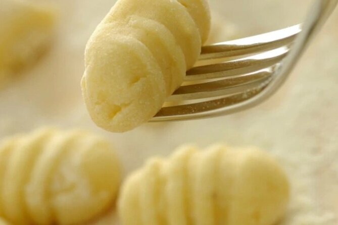 Small-Group Cooking Class in Positano: Gnocchi, Tiramisù & Drinks - A generous Italian lunch or dinner