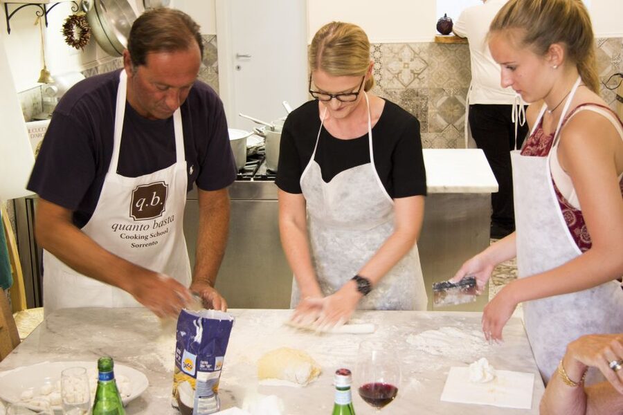 Sorrento: Authentic Local Cooking Class and Meal - Prosecco, local cheeses, and a proper start
