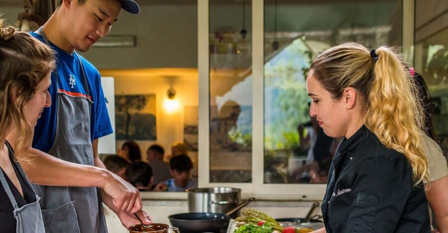 Sorrento: Hands-on Cooking Class - Touring the garden before you cook