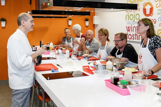 Spanish Cooking Class Paella Tapas and Sangria in Madrid - The market visit is the morning class’s best extra