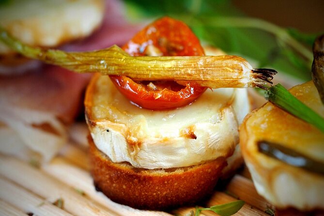 Spanish Cooking Class Palma meals+drinks 7 dishes Full meals - The food and drinks are part of the value