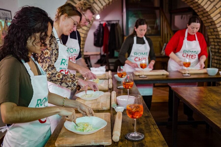 Spritz and Spaghetti Traditional Cooking Class in Rome - Practical planning for your Rome day