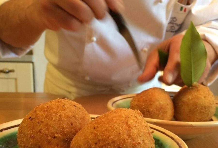 Syracuse: Sicilian Street Food Hands-On Cooking Class - Should you book the Syracuse cooking class?
